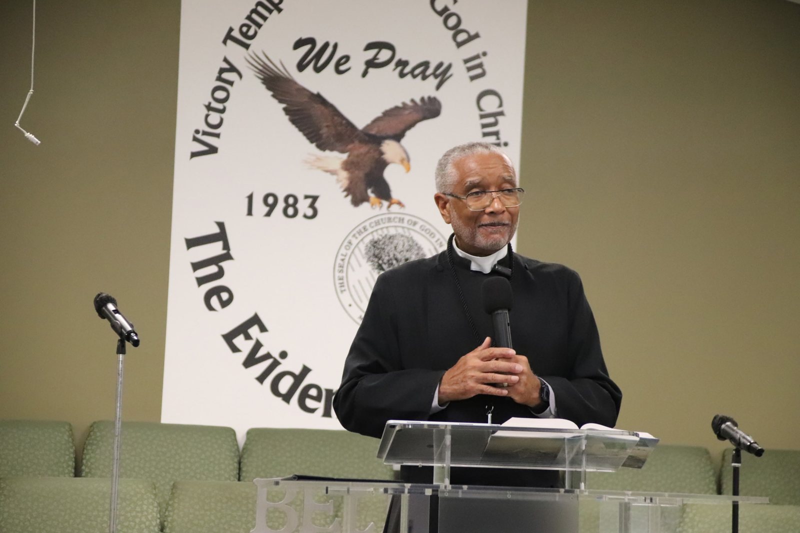 Dr. Gary L. Cordon, Sr. preaching at Victory Temple Church of God in Christ